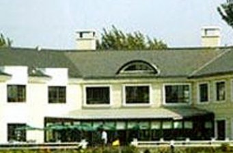 華堂國(guó)際高爾夫俱樂(lè)部