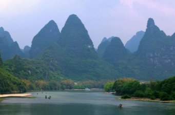 桂林大漓江游船