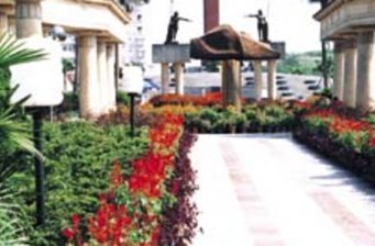 歐式綠夢(mèng)廣場(chǎng)