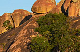 鐵力花崗巖石林地質公園