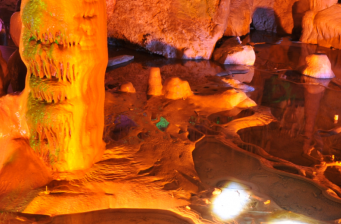 萬象洞景區(qū)