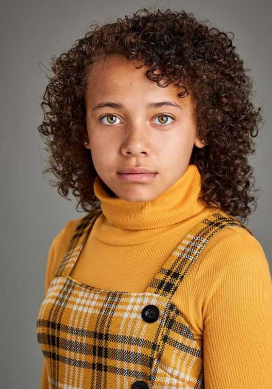 西耶娜·阿里夫·奈特斯