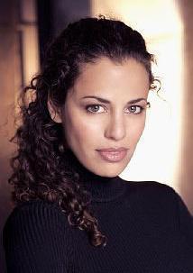 阿特納·卡爾卡尼斯