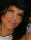 維多利亞·洛威爾